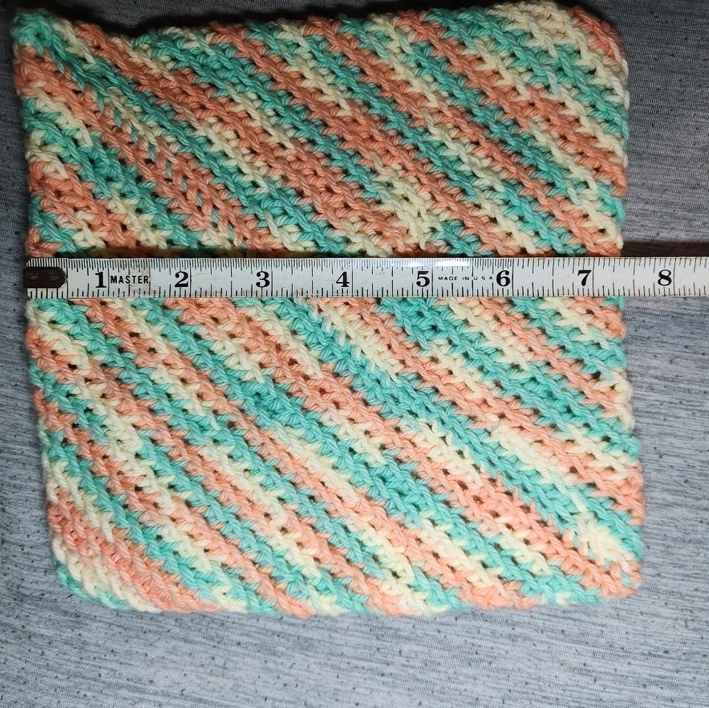 Pot Holders Trivet Hot Pad x2  Handmade Crochet 100% Cotton Peach Mint